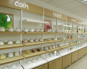 ���ɷ���Ĥ/�Ϻ�����˼��ױƷ���޹�˾ 